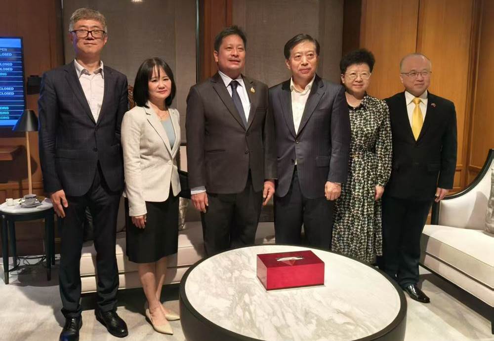 中国驻泰国大使韩志强离任回国 离任当天在泰媒发表文章强调“中泰一家亲”