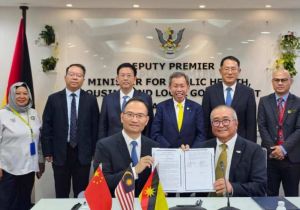 中国福建省副省长林瑞良率团访问马来西亚沙捞越州  深化友好省州市关系