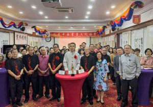 文莱中华书画文化协会举办“书香共韵”晚会 中国大使出席