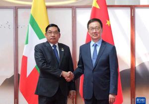 中国国家副主席韩正会见出席第22届中国—东盟博览会的东盟国家领导人