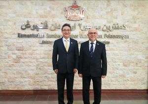 中国—东盟中心秘书长史忠俊会见文莱高级官员