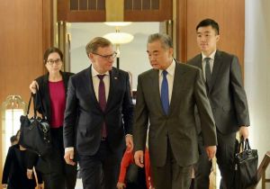 中国外长王毅：台湾地位已被&ldquo;七重锁定&rdquo; 日本领导人想借台湾生事&ldquo;是可忍孰不可忍&rdquo;