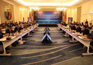 中国与马来西亚举行海上问题双边对话首次会议