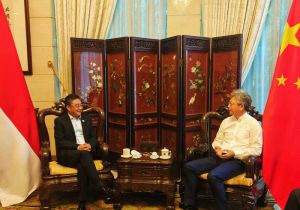 中国&mdash;东盟中心秘书长同中国驻印尼、东盟大使交流