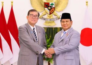 日本首相与印尼总统会谈 日本将向印尼无偿提供高速警备艇