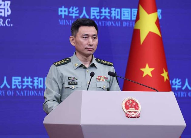 中国国防部：正告菲律宾停止以任何方式冲撞中方核心利益