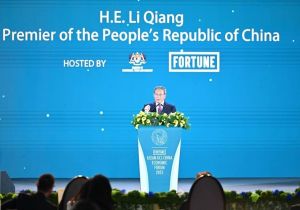 中国总理李强出席东盟—中国—海合会三方经济论坛开幕式并致辞