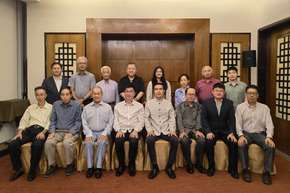 中国驻文莱大使肖建国同文莱留台同学会友好交流