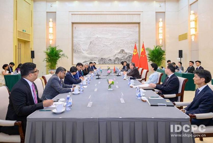 中共中央对外联络部部长刘建超会见印度外长苏杰生