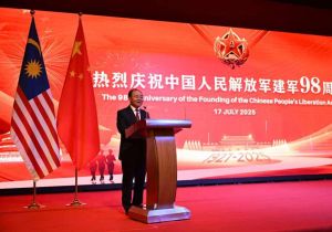 中国驻马来西亚使馆举行庆祝建军98周年招待会