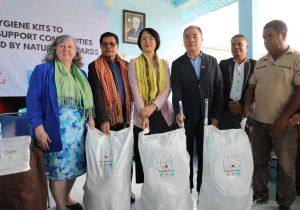 中国援助东帝汶卫生物资交付