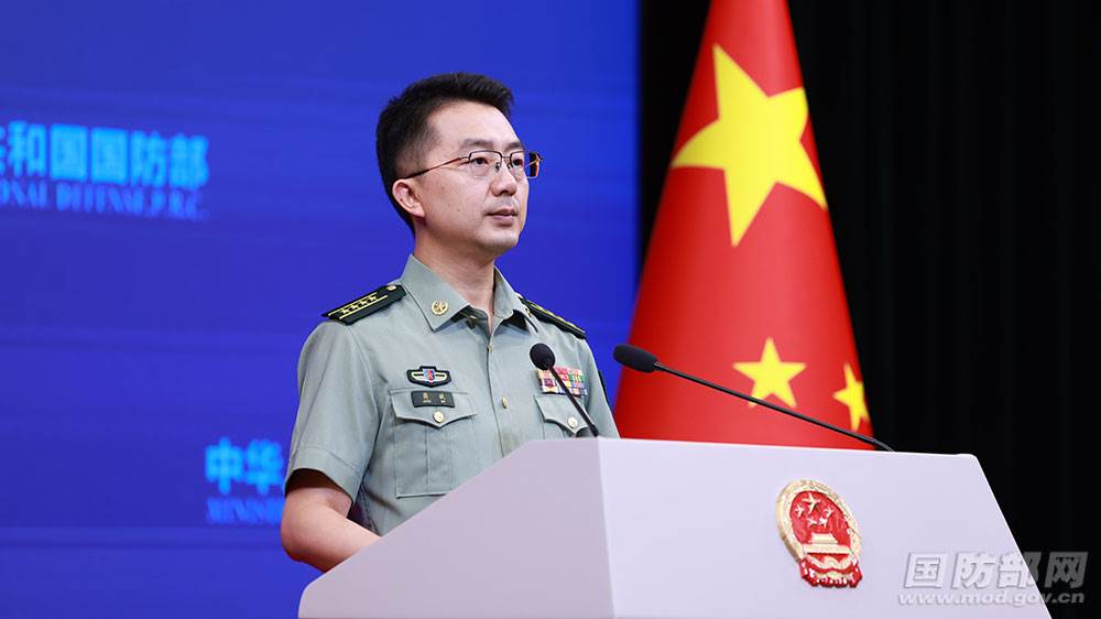 中国国防部：菲方应停止在南海拉帮结派 兴风作浪