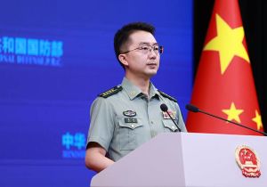 中国国防部：菲方应停止在南海拉帮结派 兴风作浪