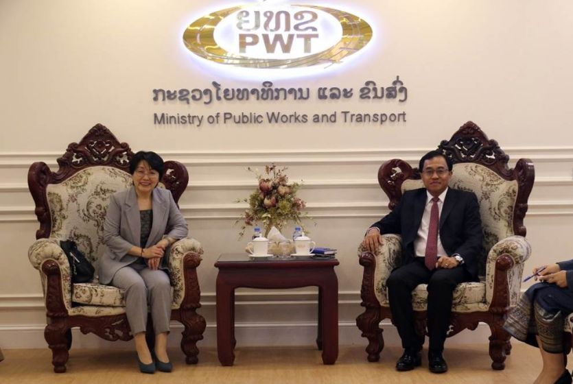 中国驻老挝大使拜会新任老挝公共工程与运输部部长  就深化交通合作、推进中老铁路沿线综合开发交换意见