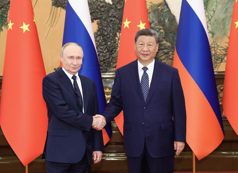 中国国家主席习近平与俄罗斯总统普京举行会谈