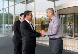 中共中央对外联络部副部长陈洲会见老挝人革党中央对外联络部部长本勒