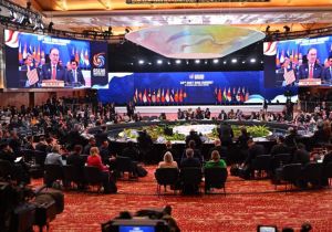 第20届东亚峰会在马来西亚吉隆坡举行 中国总理提出三项合作建议