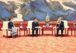 中国总理李强会见泰国国王哇集拉隆功 泰国王后和泰国总理出席会见