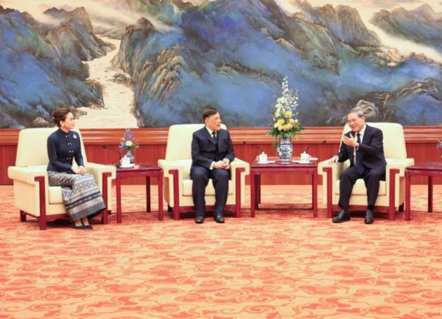 中国总理李强会见泰国国王哇集拉隆功 泰国王后和泰国总理出席会见