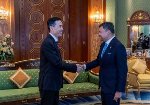 中国驻文莱大使肖建国离任拜会文莱王储比拉、文莱外交部无任所大使玛斯娜公主