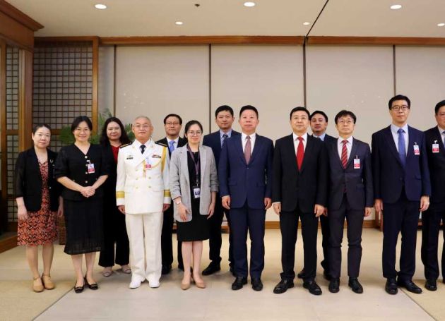 新任中国驻菲律宾大使井泉抵菲履新 &ldquo;让中菲关系趋稳而非恶化&rdquo;