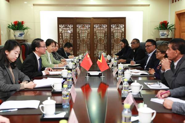 中国外交部亚洲司司长会见东帝汶外交与合作部东盟事务总司长
