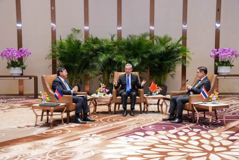 中国驻泰国大使披露：中国在泰柬边境冲突问题上的政策立场和所做工作 中国特使四次赴泰柬穿梭斡旋