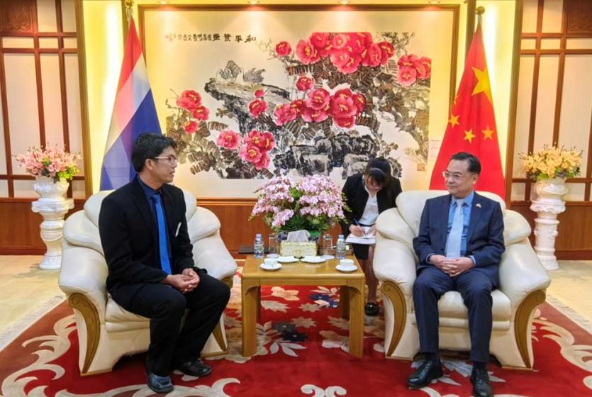 中国驻泰国大使张建卫会见泰国榴莲协会会长林权立