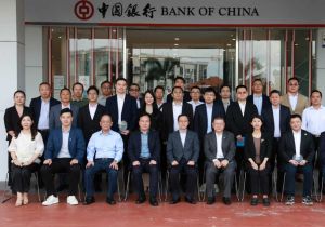 中国驻文莱大使陈少春与在文中资企业负责人座谈交流