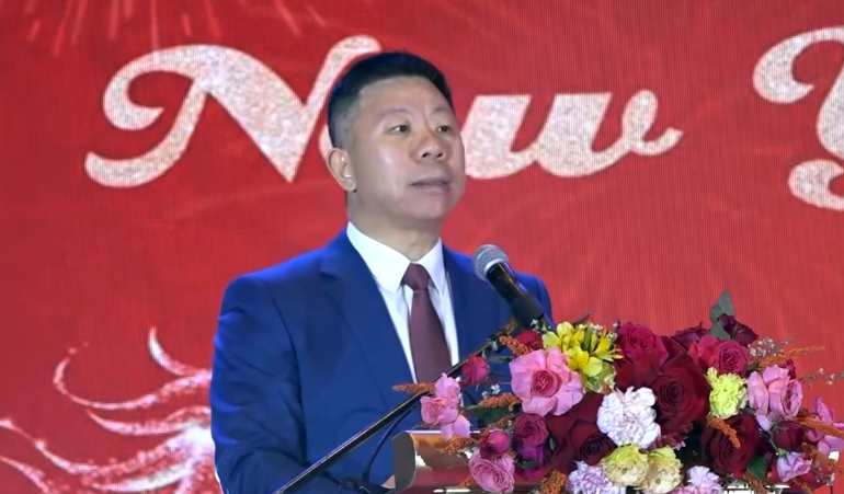 中国驻菲律宾大使：菲律宾不需要选边站，可以像其他东盟国家一样，同时与中美保持稳定关系