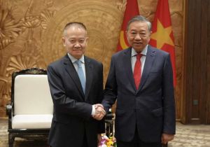 越共中央总书记苏林会见中共中央总书记习近平特使、中联部部长刘海星