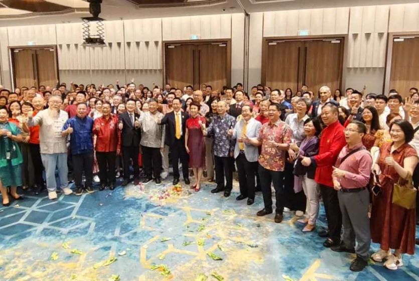 中国新加坡商会、中资企业（新加坡）协会和新中好友汇共同举办新春团拜会