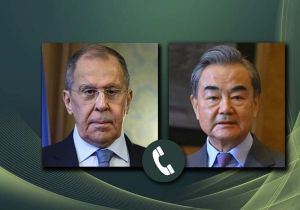 中俄外长通话：美国和以色列对伊朗袭击不可接受、公然击杀一个主权国家领导人、鼓动政权更迭不可接受