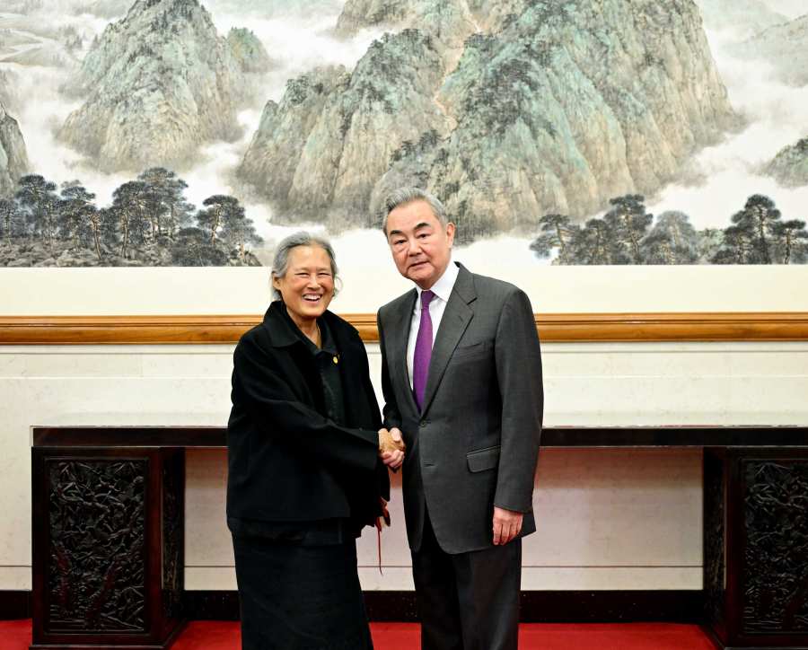 泰国公主诗琳通第57次访华 中国外长赞其&ldquo;是促进中泰友好的实干家&rdquo;