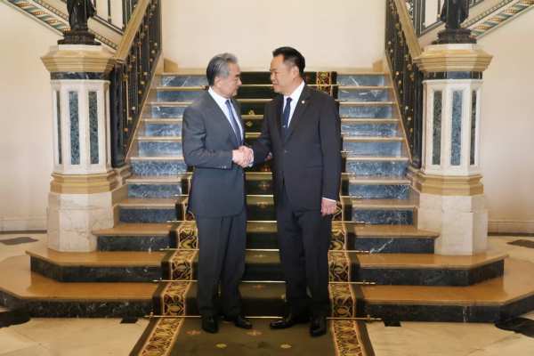 泰国总理阿努廷会见中国外长王毅：感谢中方为泰柬妥处边境冲突所作努力，期待中方继续发挥建设性作用