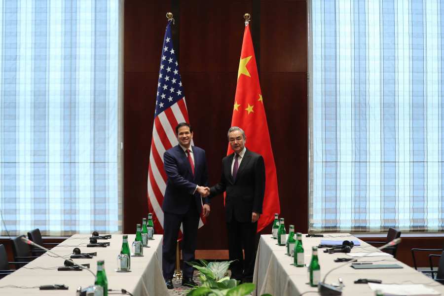 中国外长王毅同美国国务卿鲁比奥通电话：台湾问题事关中国核心利益，是中美关系最大风险点