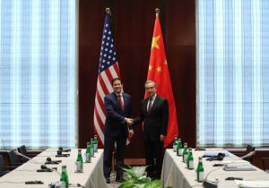 中国外长王毅同美国国务卿鲁比奥通电话：台湾问题事关中国核心利益，是中美关系最大风险点