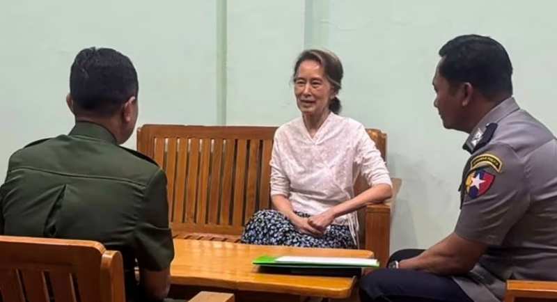 缅甸前领导人昂山素季获减刑并由监狱改为软禁 中国外交部称昂山素季&ldquo;是中国的老朋友&rdquo;