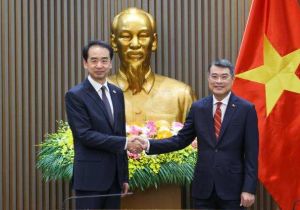越南政府总理黎明兴会见中国驻越南大使何炜