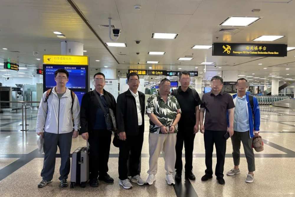 涉案金额逾2亿元 菲律宾向中国遣返重大跨境赌博案嫌疑人