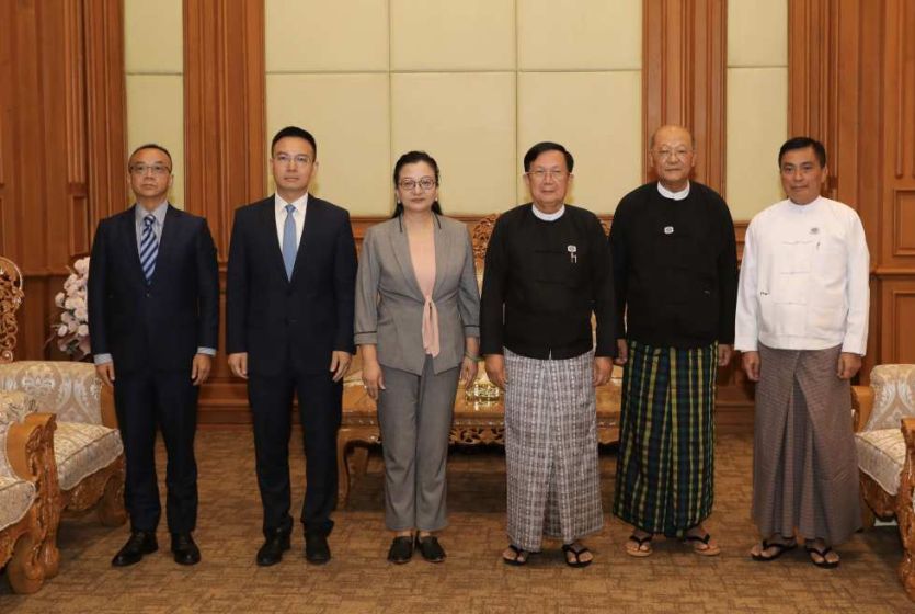 中国驻缅甸大使马珈拜会缅甸新任联邦议会议长兼民族院议长昂林兑