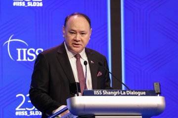 &ldquo;多次发表涉华谬论&rdquo;  中国对菲律宾国防部长特奥多罗及其亲属实施制裁