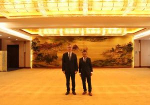 中国&mdash;印尼举行第十轮外交政策磋商