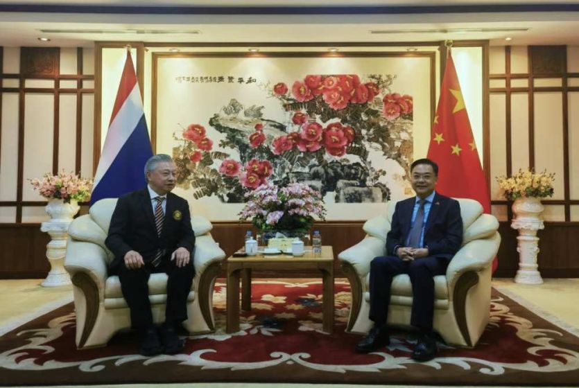 中国驻泰国大使张建卫会见泰国潮州会馆主席陈运金一行
