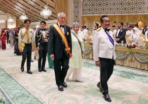 新加坡国务资政、前总理李显龙访问文莱 出席文莱苏丹80寿诞
