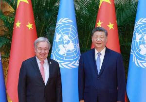 中国国家主席习近平会见联合国秘书长古特雷斯