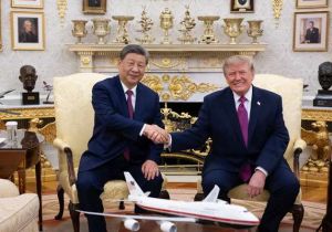 中国国家主席习近平同美国总统特朗普举行会谈